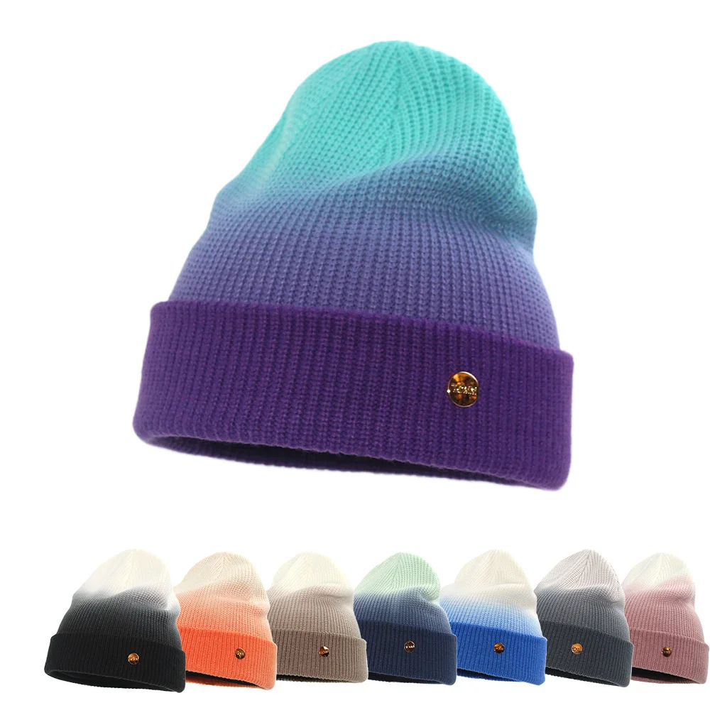 Bonete Pentru Femei Gradient de Culoare, Textura Etichetă Mică Pălărie Tricotate 2022 Toamna Și Iarna New Dome Ins Lână Cald Tie-dye Beanie Imagine 2