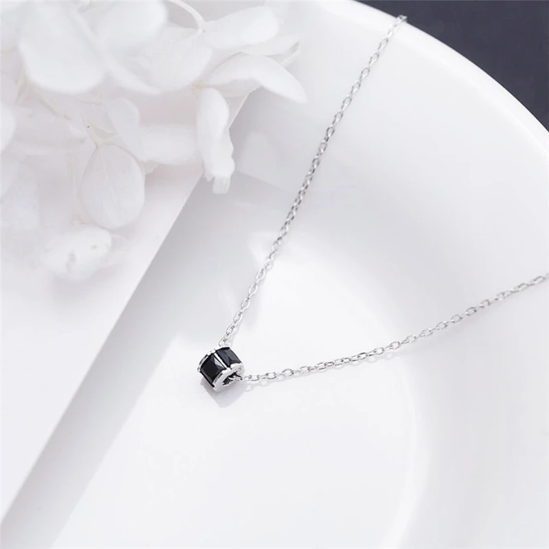 Cilindric Negru Mini Pandantiv Rotund de Fasole Clavicula Lanț Simplu de Culoare Argintie Femeie Temperament Colier SNE100 Imagine 3
